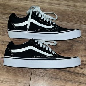 VANS Old Skool Shoe size 8M/9.5W